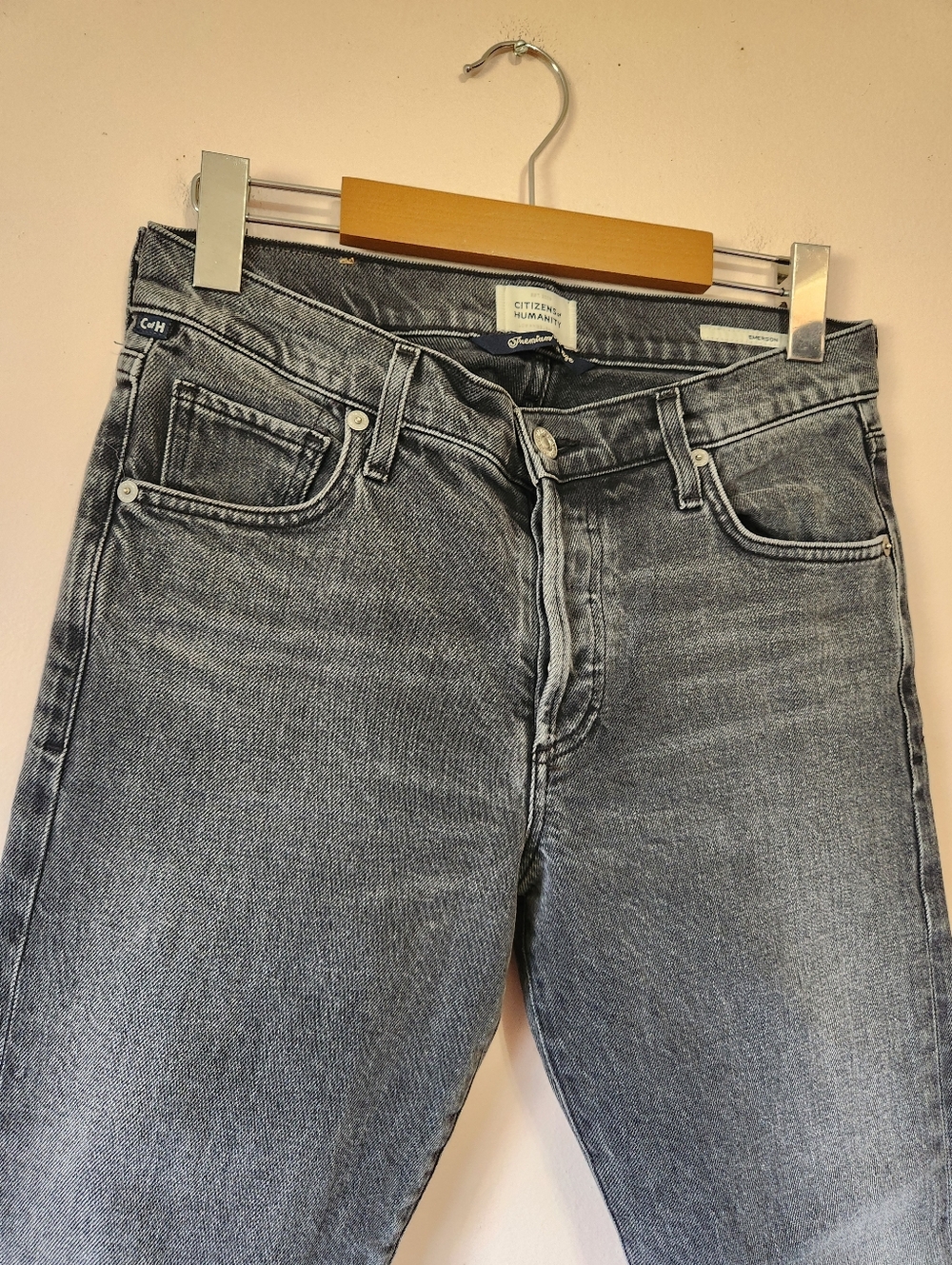 Citizens of Humanity Emerson Slim Boyfriend Jeans Grey Distressed Size 24 - Picture 2 of 10